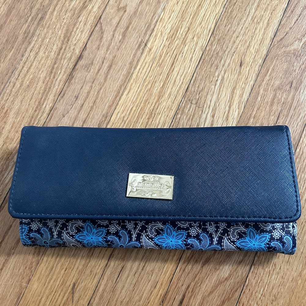 Blue and white patterned wallet
